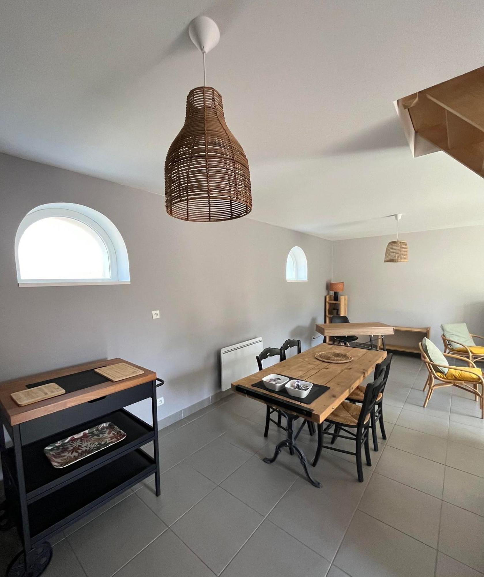 Country house Les Buissonnets - & Campagne - Maison De - 2 - 1 Salon - 1 Salle De Bains - 1 Cuisine - 72 M2 *