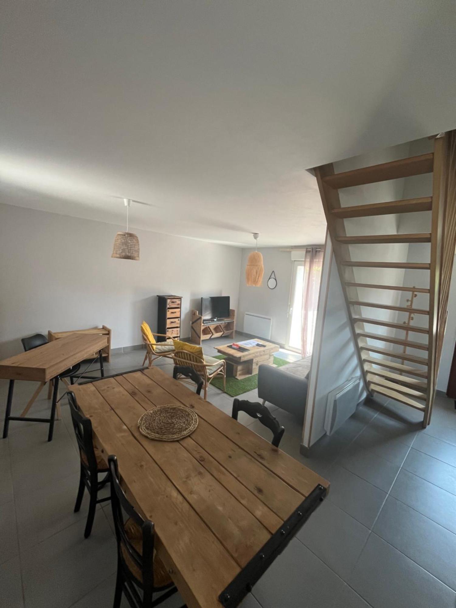 Les Buissonnets - & Campagne - Maison De - 2 - 1 Salon - 1 Salle De Bains - 1 Cuisine - 72 M2 Country house *